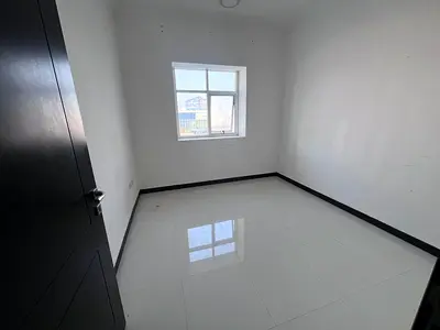 Newest apartment, 2 bathrooms, fully lit with a view, new building, families only, 6 installments, central air conditioning, regular maintenance by th