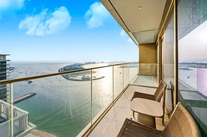 Rare Corner / Highly furnished