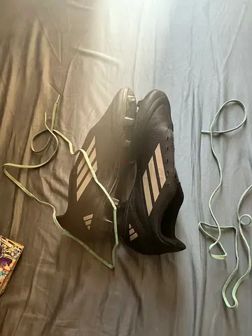 Adidas mens black football boots size (please confirm) - lightly used