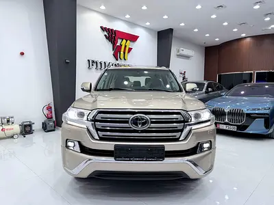 Toyota Land Cruiser VXR 2016 - GCC Specs - Well Maintained