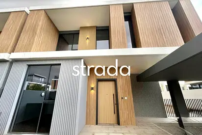 AVAILABLE NOW | STUNNING 4 BEDROOM | CHILLER FREE