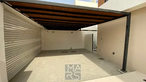 Villa for sale in Shams Garden City, 3 bedrooms, land area 4032 sq m, built-up area 2499 sq m
