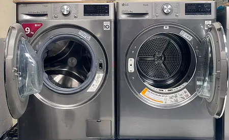 LG latest model Direct drive 9 kg washer and 9 kg heatpump dryer separate set freestanding by hadu