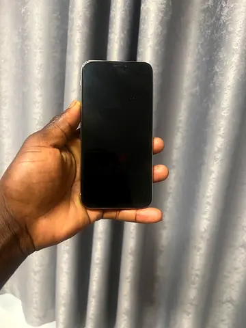 iPhone in good working condition - Unlocked