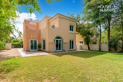 EXCLUSIVE | Quiet Location | Large Plot