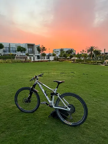 Fuji reveal 1.1 full suspension mtb