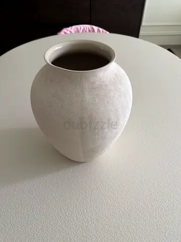 Minimal White Ceramic Vase - Decorative Table Accent