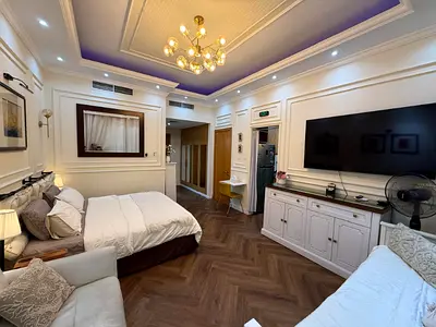 Upgraded L Type |Fully Furnished|Adjacent to Metro