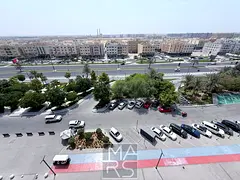 Spacious 1Bedroom Apartment || Free Gym|| Free Pool || Free Parking