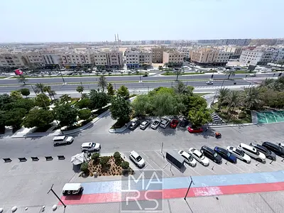 Spacious 1Bedroom Apartment || Free Gym|| Free Pool || Free Parking