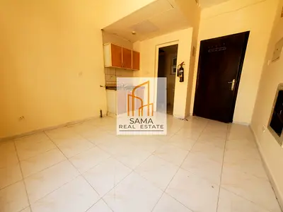 Open kitchen studio flat availble near chuttney rolls Muwiallah for family rent 16k only