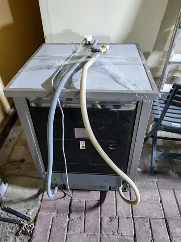 Dish washer