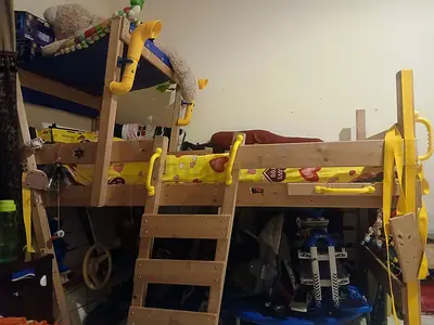 Kids bed