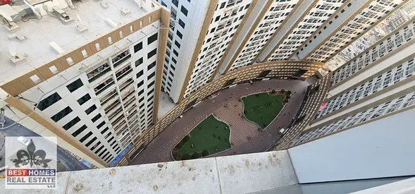 2BHK IN FAMILY BEAUTIFUL ENVIROLMENT TOWER AJMAN PEARL