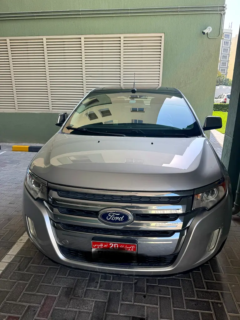 Ford Edge 2014 — photo 1 of 9
