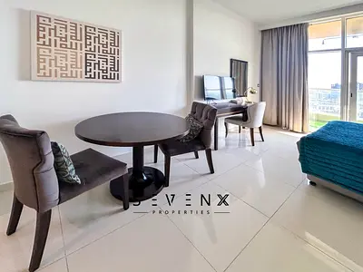 استوديو مفروش | داماك غالية | شرفة وإطلالة على المدينة