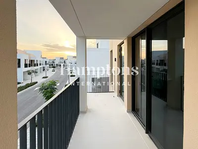 Single Row | Vacant | Great Location