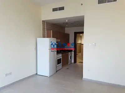 Spacious Studio | Equipped Kitchen | From 1st June