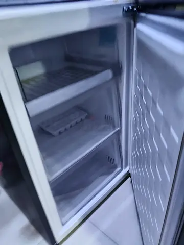 Hitachi refrigerator 2 door 450