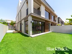 Pool &amp; Park Backing | Available May | Internal