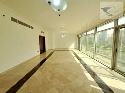 Ravishing Layouyt | Maid | Splendid Views | Basement Parking | Pool & GYM