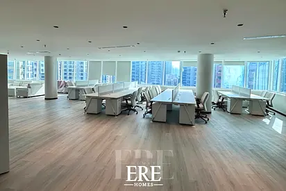 1 MONTH FREE | FULLY FITTED | SPACIOUS OFFICE