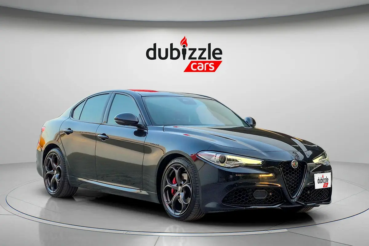 Alfa Romeo Giulia 2022 — photo 1 of 16