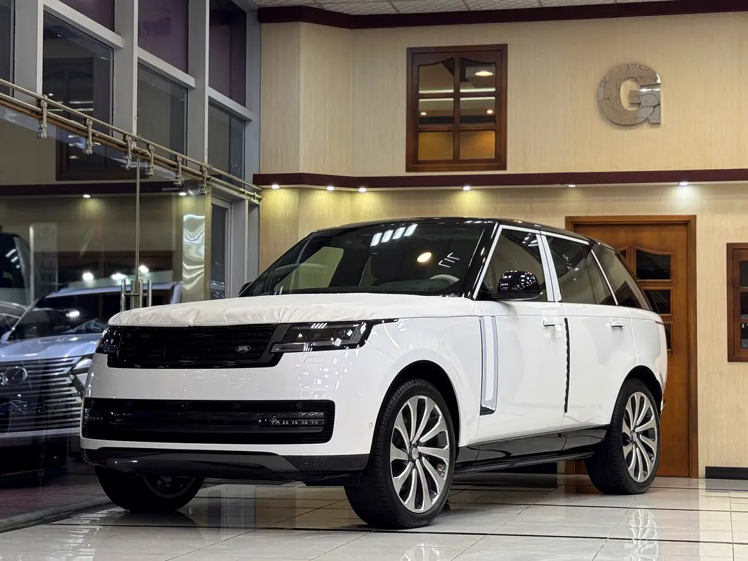 Land Rover Range Rover 2026 — photo 1 of 19