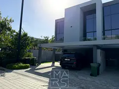 Spacious 3 bedroom | Covered parking | Gym.pool | Luxurious amenities
