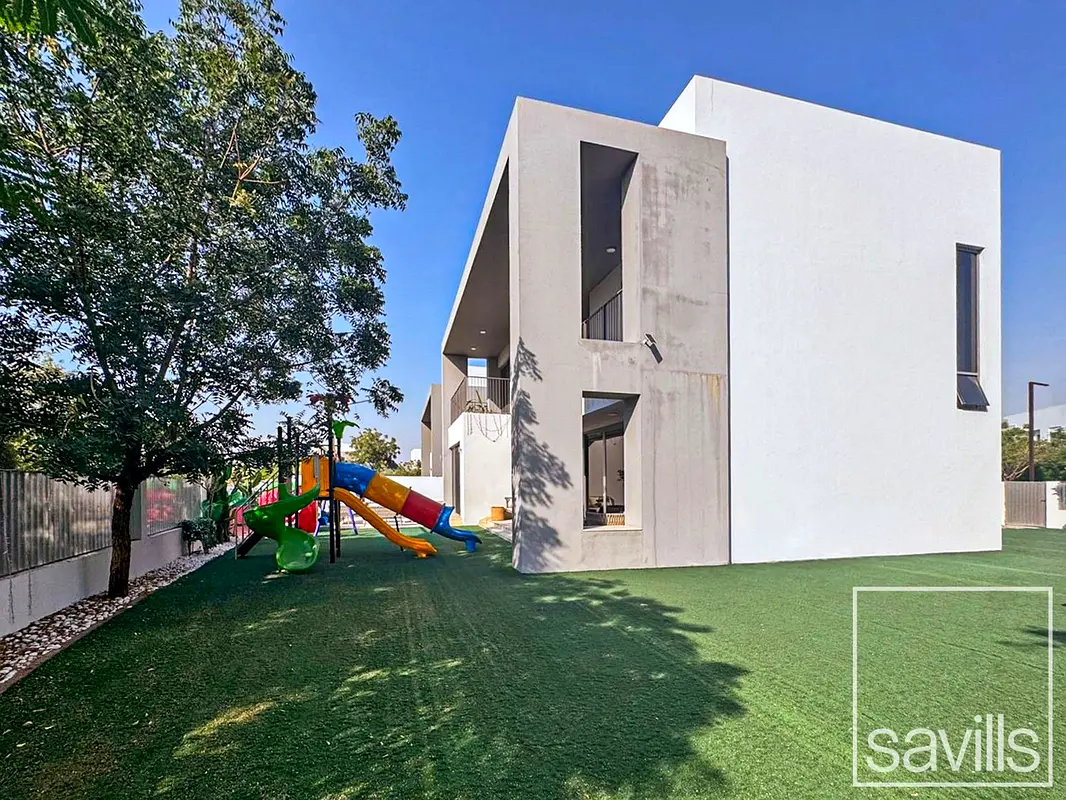 Fully Furnished | Massive Plot | Viewable