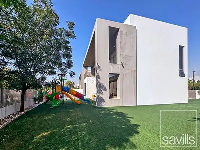 Fully Furnished | Massive Plot | Viewable