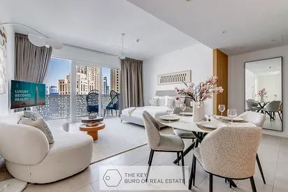 Fully Furnished 1 BR | Direct Beach Access | Ready to Move In