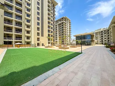 Ready to Move In | Fully Upgraded |Fully Furnished