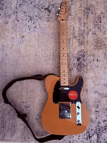Fender Telecaster Guitar Bundle – Almost New – 1250 AED