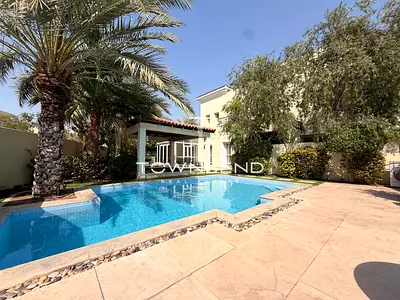6,023 sqft Corner Plot | Park Backing 2E