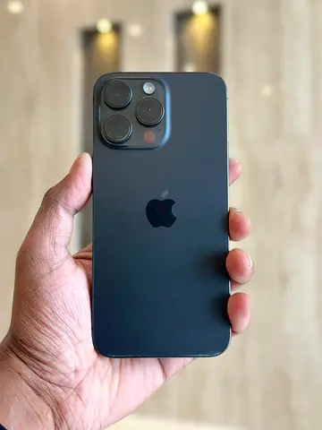 iPhone 15 Pro Max-256GB - Excellent Condition(Phantom black)