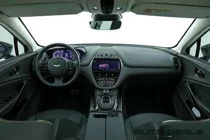 صورة 11 لـ 2024 Aston Martin DBX