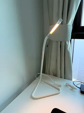 Minimalist White LED Desk Lamp - Adjustable Neck, USB Powered