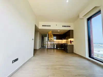 Chiller Free | Corner Unit | Boulevard View