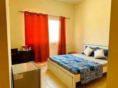 Fully Furninshed Private Family room available in Karama