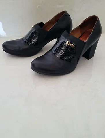 Women leather shoes, size 38, price 45 AED