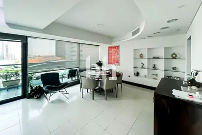 Spacious Duplex 2BR | Unfurnished | Frame View