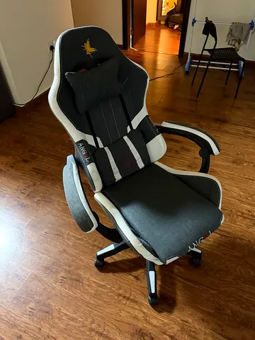 gaming chair