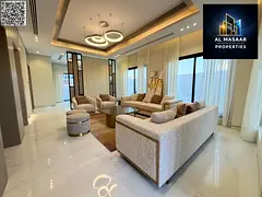 Villa with a rooftop terrace, elevator, electricity, water, and air conditioning. Freehold ownership
