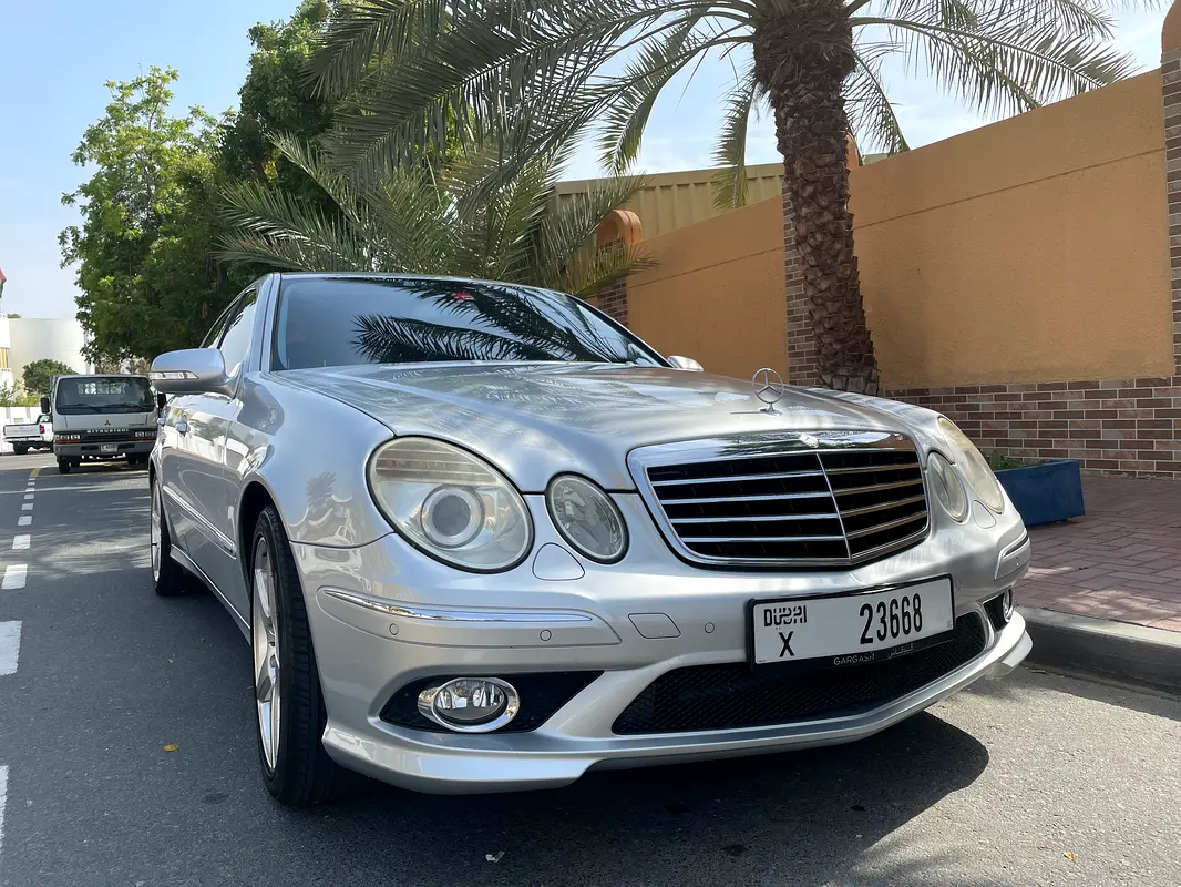 Mercedes-Benz E-Class 2007 — photo 1 of 10