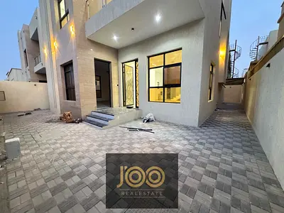 موقع مطلوب | تشطيب فاخره | مساحه كبيره | تكييف مركزي | ارتداد كبير