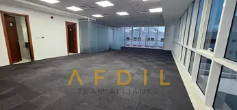 CHILLER FREE | NEGOTIABLE RENT | PANTRY &amp; WASHROOM | PARKING