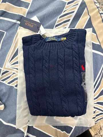 Brand new unused polo ralph size L sweater