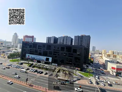 One bedroom and living room with panoramic views of Black Ramada