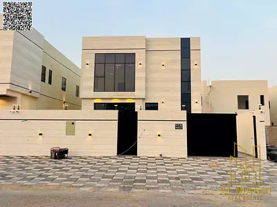 The price includes registration and ownership fees. Modern design and very high-end finishes. Excellent location.